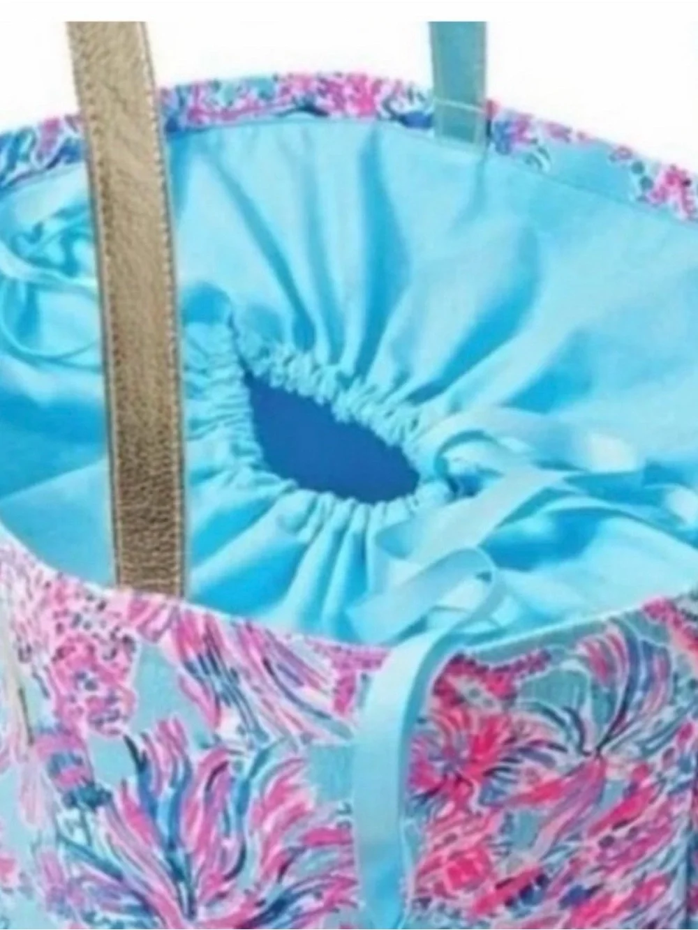 RARE BNWOT Lilly Pulitzer Blue-Pink Coral-Print Tote w Gold Handles& Wicker Tote